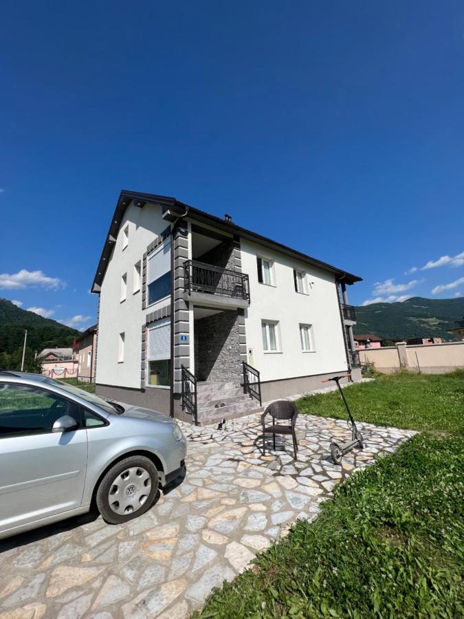 Duca Apartmani Плав Екстер'єр фото