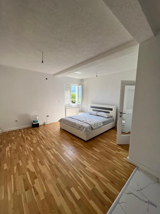 Duca Apartmani Плав Екстер'єр фото